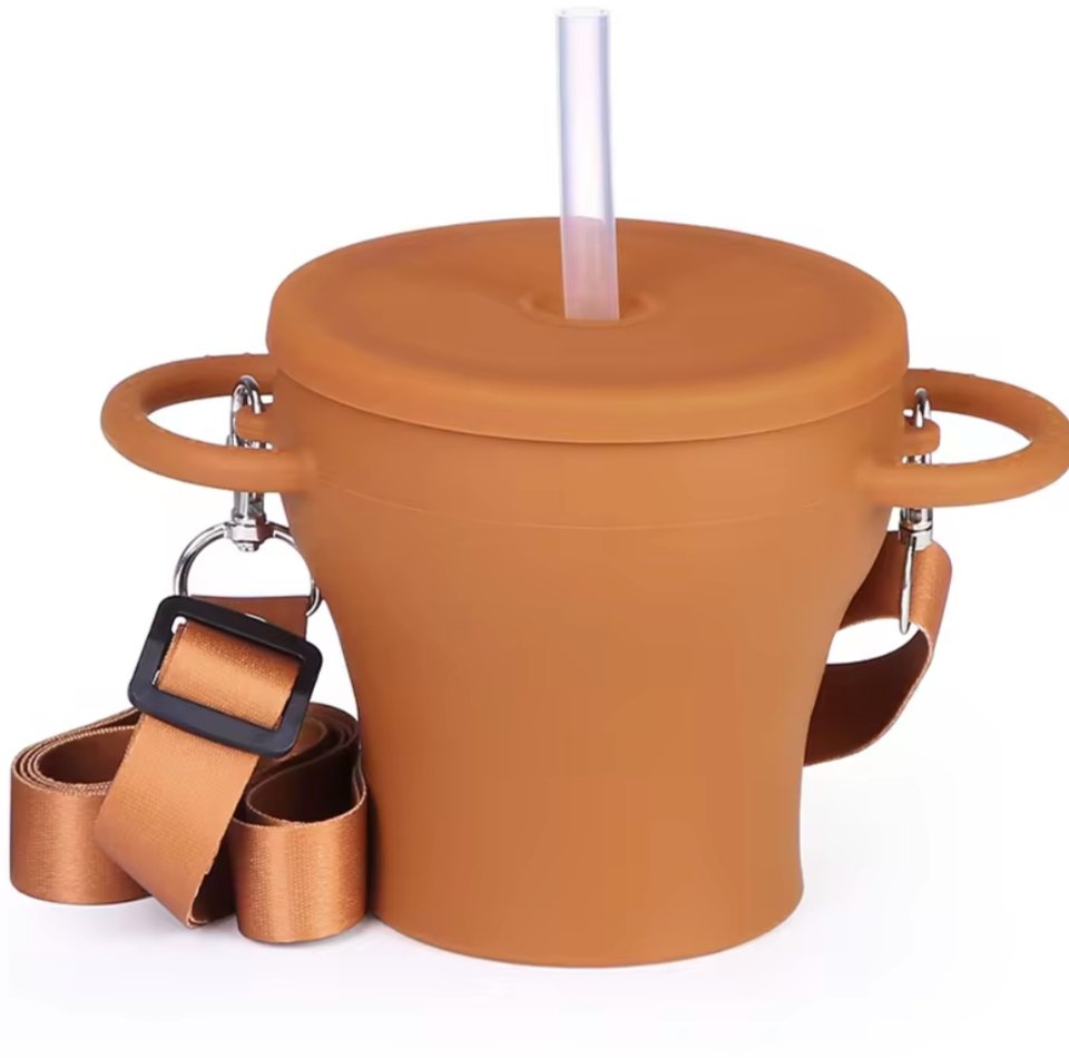 Collapsible Snack CupCollapsible Snack CupsTrippin' Along BoutiqueTrippin' AlongClayFood Grade SiliconeCollapsible Snack Cup